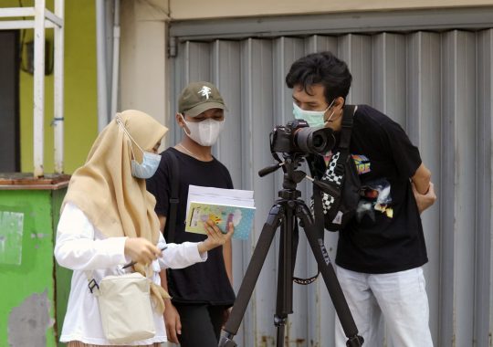 Untag Surabaya Dampingi Transformasi Masyarakat Dolly Putat Jaya jadi Kawasan Hijau